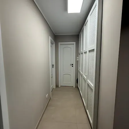 Zen Apartment